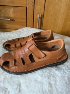 Neu Echtleder Sandale Größe 41