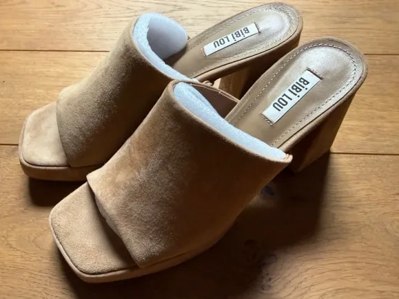 Neu Sandaletten 40