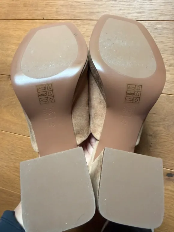 Neu Sandaletten 40