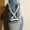 Neu Veja Sneaker Sportschuhe blau türkis und hellgrau in Größe 38