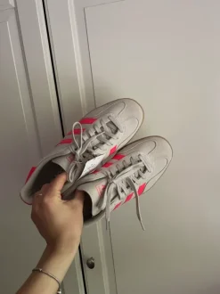 NEUE Adidas Gazelle Sneaker