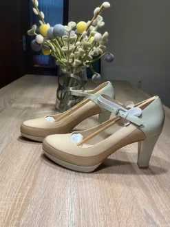 Neue bequeme Lack-Higheels von Clarks Größe 39
