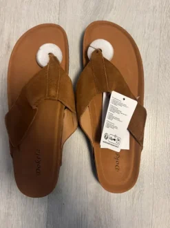 Neue Dokela Zehentrenner / Sandalen - Braun - Größe 45 - NEU