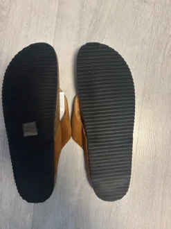 Neue Dokela Zehentrenner / Sandalen - Braun - Größe 45 - NEU
