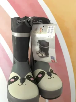 Neue Gummistiefel Waschbär Gr. 25
