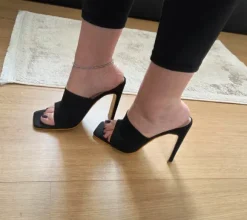 Neue schwarze Mules - Pantoletten mit Blockabsatz – Gr. 38