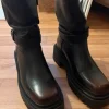 Neue schwere Boots