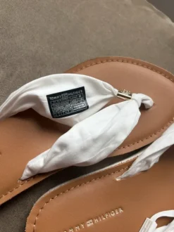 Neue Tommy Hilfiger Sandalen