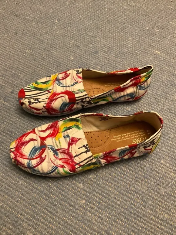 neue Toms Damenschuhe, Gr. 38
