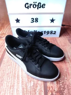 Neue, ungetragene Sneaker von Puma in 38