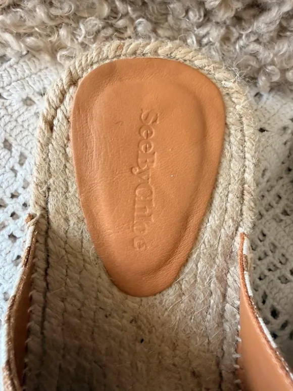 Neuwertige see bey Chloe Pantolette 41 beige weiss