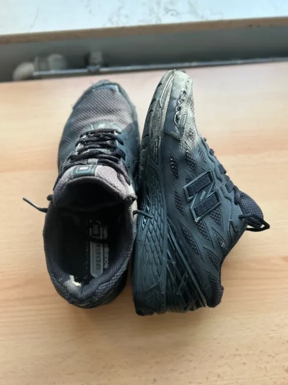 New balance 1906 / 40,5 / Noir / Black / Bonne état / Authentique