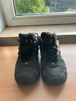 New balance 1906 / 40,5 / Noir / Black / Bonne état / Authentique