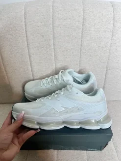 New Balance 2000 Gr.42