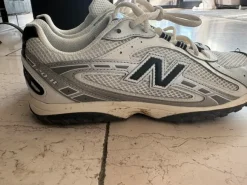 New Balance 204 L