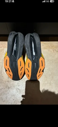 New Balance Fuelcell Elite V4