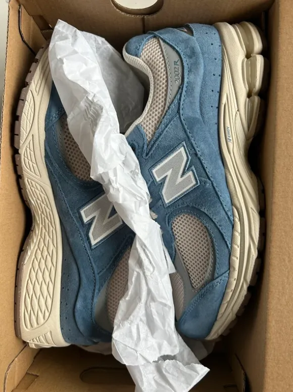 New Balance 2002R Shoreline Blue / Timberwolf Gr. 40 neu