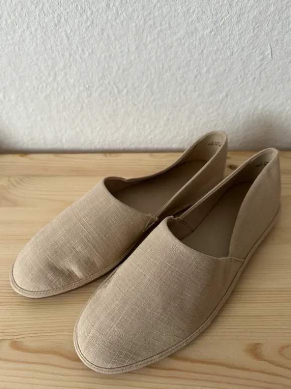 New beige shoes