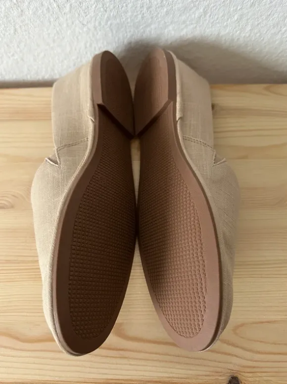 New beige shoes