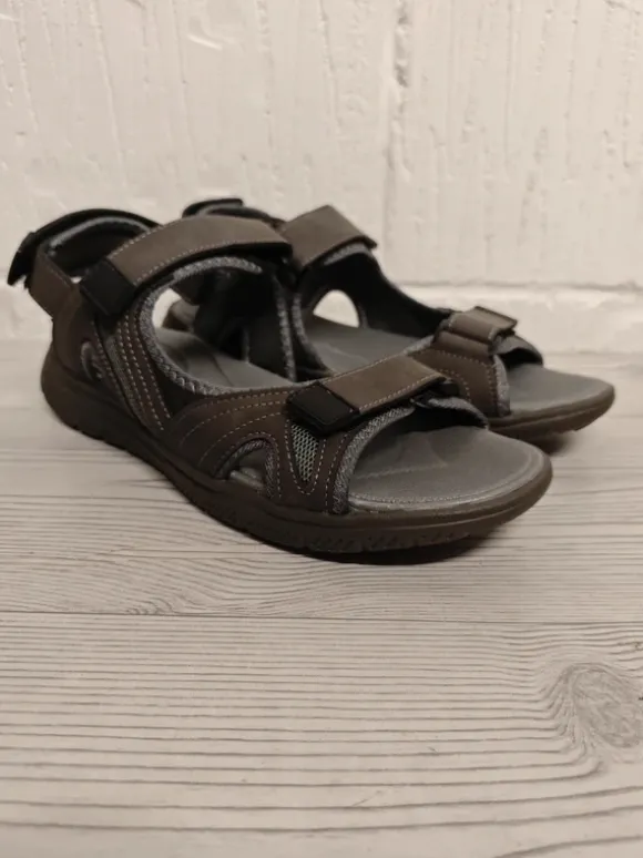 Nieuw | Sandalen Grijs | Maat 43