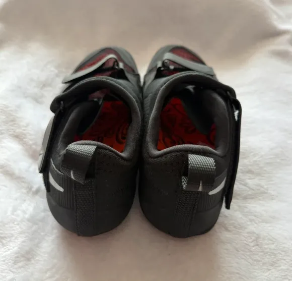 Nike - Fahrradschuhe Gr. 43