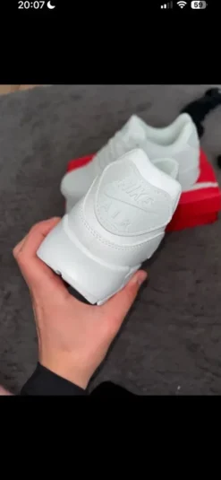 Nike 90 weiß 44