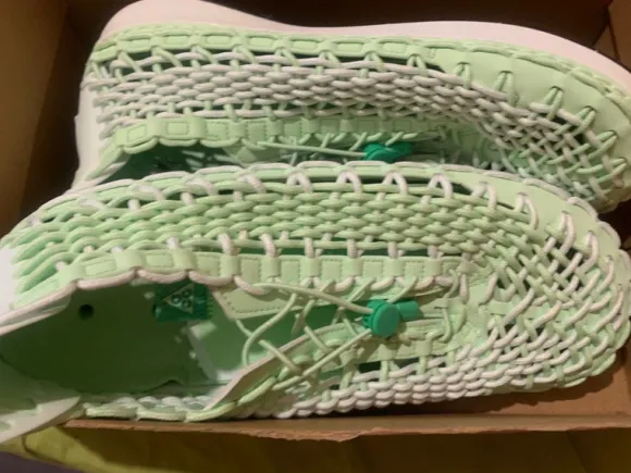 Nike Acg wateercat nuovi mai indossati
