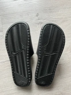 Nike Adiletten