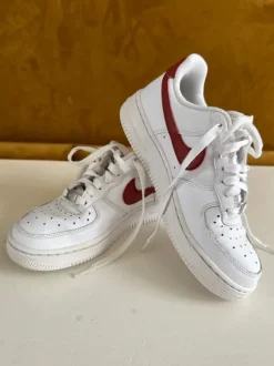 Nike Air Force, Gr. 36,5