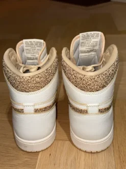 Nike Air Jordan 1 High Beige/Crème Maat 47.5