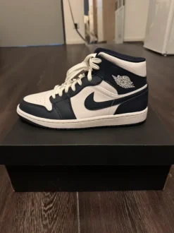 Nike Air Jordan 1 Mid