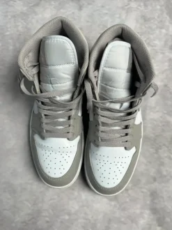Nike Air Jordan 1 mid college grau