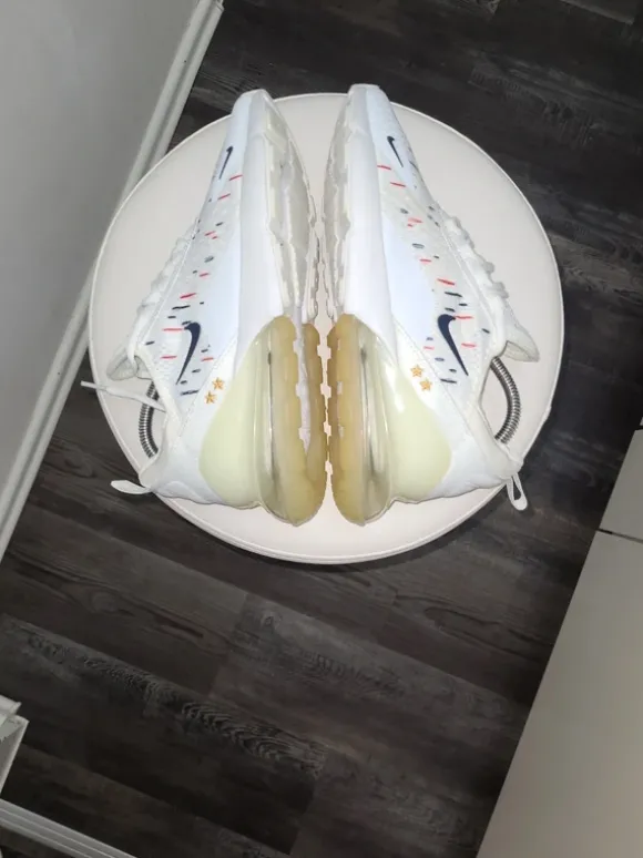 Nike Air Max 270 Gr. 42 weiß/Equipe france
