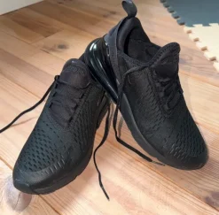 Nike Air Max 270 Größe 40