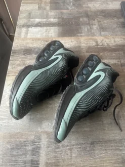 Nike Air Max Dn clay green/schwarz Größe 44,5