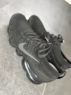 🔥Nike Air VaporMax 3.0 Triple Black 🔥GR 42,5