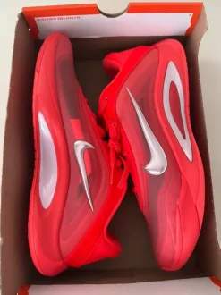 Nike A’one Wilson Basketballschue Bright crimson rot 44,5 , 28,5 cm