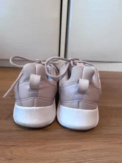Nike Damen Sportschuhe