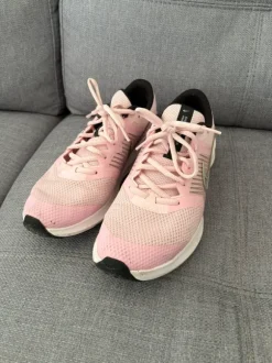Nike downshifter