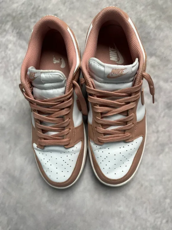 Nike dunk low rosé