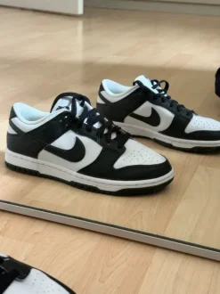 Nike Dunks 37,5