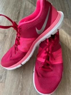 Nike flex 38