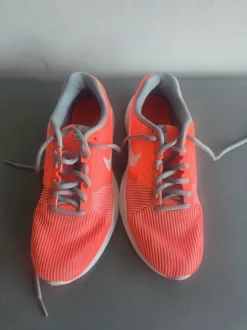 Nike Flex Bijoux Laufschuhe Sneaker Damen Gr. 37,5 Neon Orange
