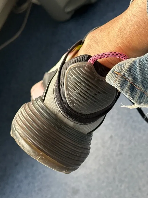 Nike hardloopschoenen maat 39