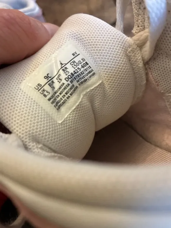 Nike Jordan 1 Größe 26