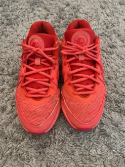 Nike KD 16