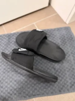 Nike Latschen