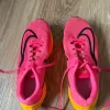 Nike Laufschuhe Gr. 41 Pink/Gelb - Ideal fürs Joggen