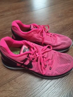 Nike Laufschuhe Lunareclipse5 Gr. 42