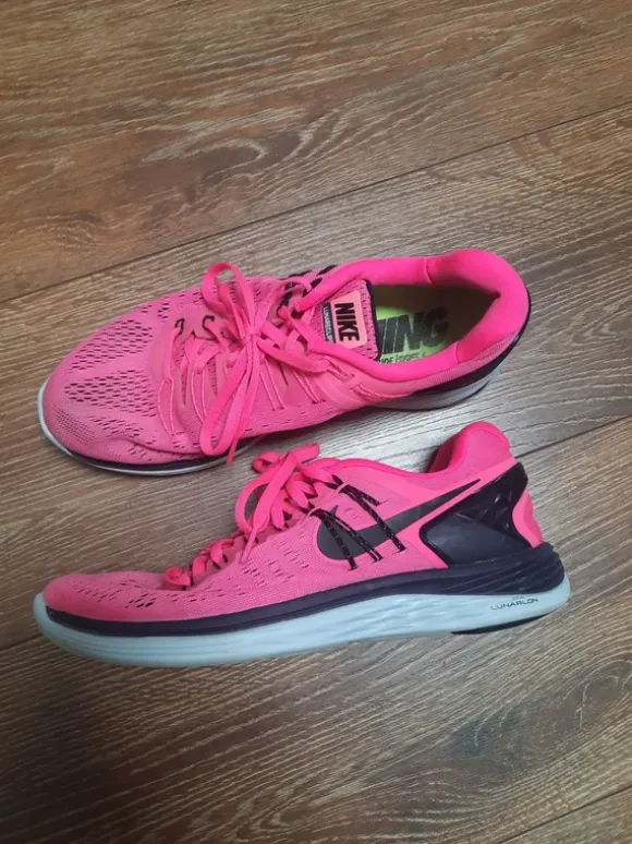 Nike Laufschuhe Lunareclipse5 Gr. 42